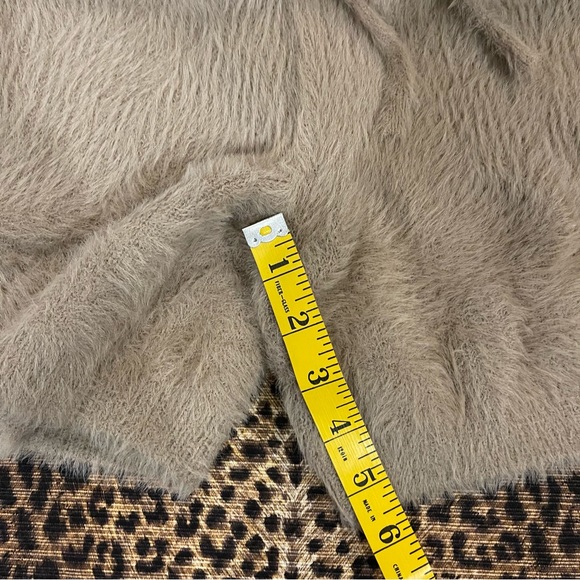🎉HOST PICK 🎉 NWT Fuzzy Drawstring Shorts by Hidden Brand - Picture 9 of 13
